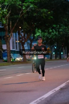 Runner Photo 1848388