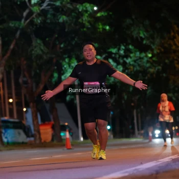 Runner Photo 1848499