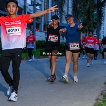 Runner Photo 1848624