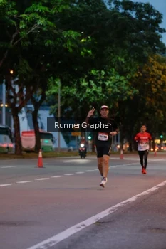 Runner Photo 1849376