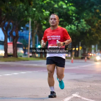 Runner Photo 1849710
