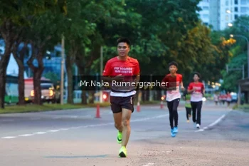 Runner Photo 1849722