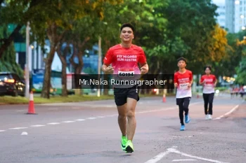 Runner Photo 1849724