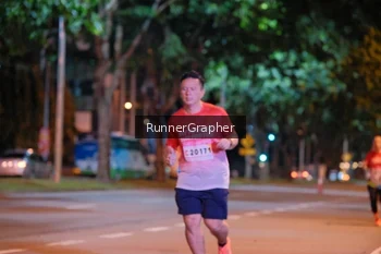 Runner Photo 1850736