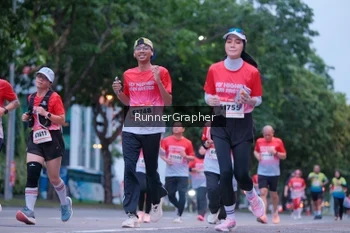 Runner Photo 1850782