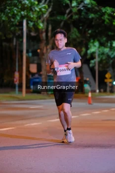Runner Photo 1850840