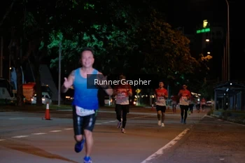 Runner Photo 1850871