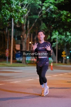 Runner Photo 1850878