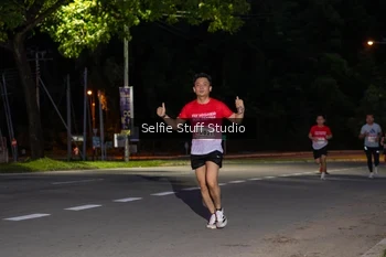 Runner Photo 1853335