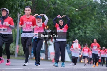 Runner Photo 1853713