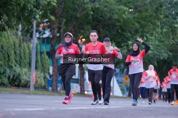 Runner Photo 1853923