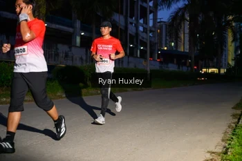 Runner Photo 1854156