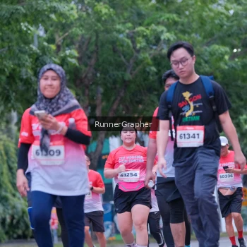 Runner Photo 1855333