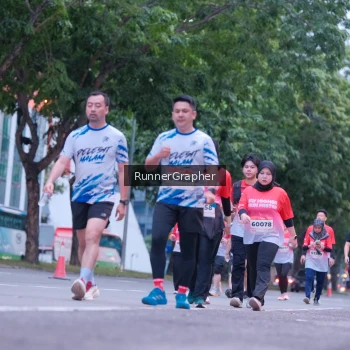 Runner Photo 1855489