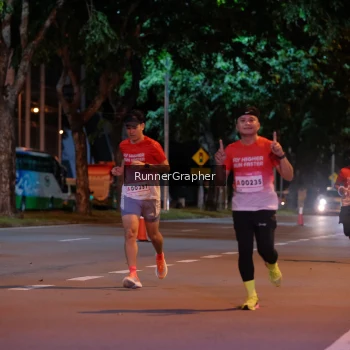 Runner Photo 1855577
