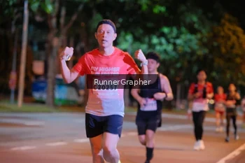 Runner Photo 1855771