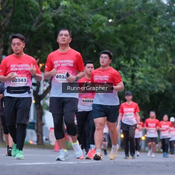 Runner Photo 1855864