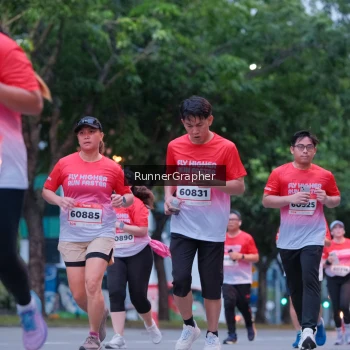 Runner Photo 1856063