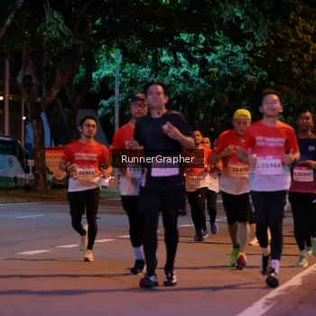 Runner Photo 1856092