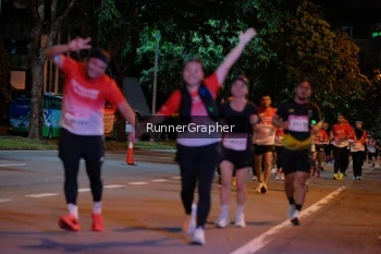 Runner Photo 1856120