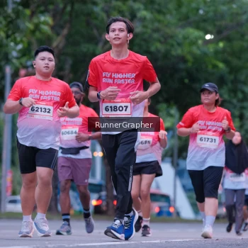 Runner Photo 1856128
