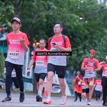 Runner Photo 1856137