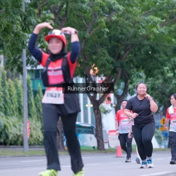 Runner Photo 1856149