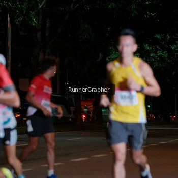 Runner Photo 1856243