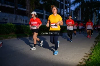 Runner Photo 1856324