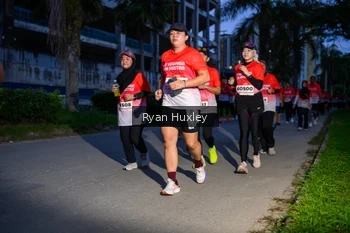 Runner Photo 1856348