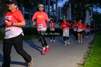 Runner Photo 1856368