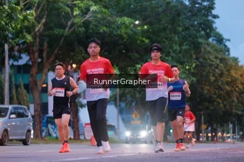 Runner Photo 1856395