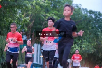 Runner Photo 1856443