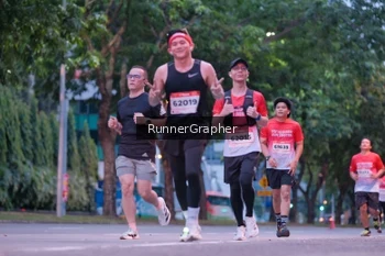 Runner Photo 1856486