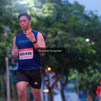 Runner Photo 1856582