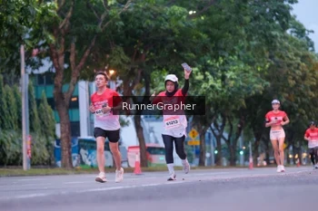 Runner Photo 1856603