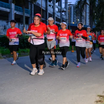 Runner Photo 1856693