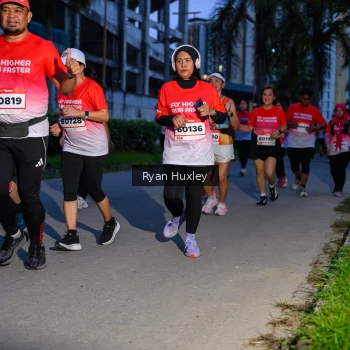 Runner Photo 1856696