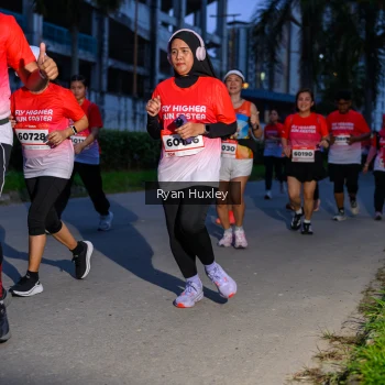 Runner Photo 1856700