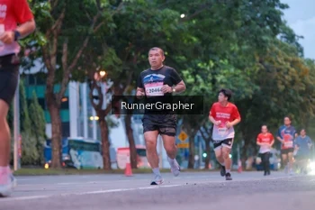 Runner Photo 1856749