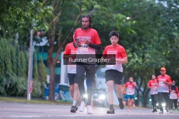Runner Photo 1856754