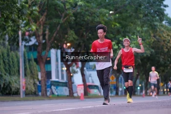 Runner Photo 1856761
