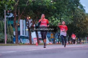 Runner Photo 1856781