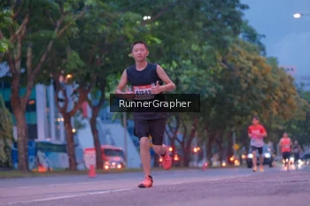 Runner Photo 1856824