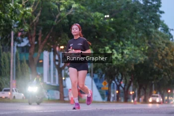 Runner Photo 1856931