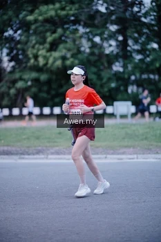 Runner Photo 1856936