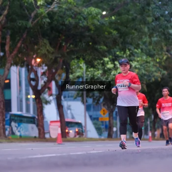 Runner Photo 1856937