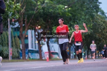 Runner Photo 1856996