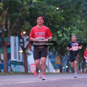 Runner Photo 1857003