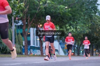 Runner Photo 1857111